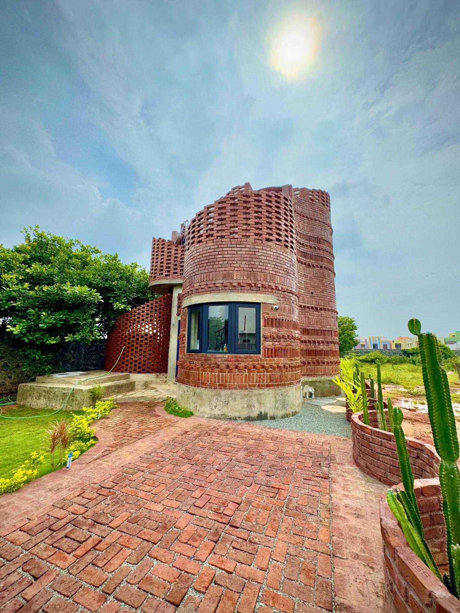 Pool Villa-House Of The Dancing Cactus 퐁디셰리 외부 사진